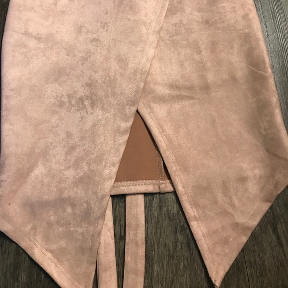 π€©Only 1 left π Pencil skirt with slit in front - Picture 3 of 8